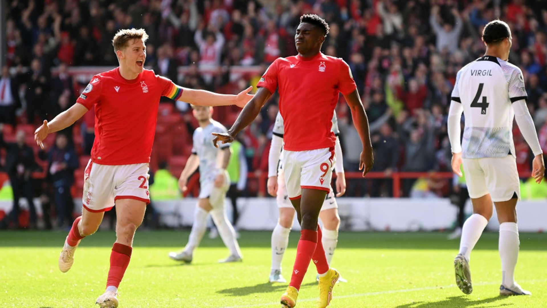 首次亮相 首次亮相